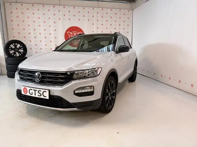 Volkswagen T-Roc 1.0 TSI Style Camera ACC 18" Carplay zwart dak