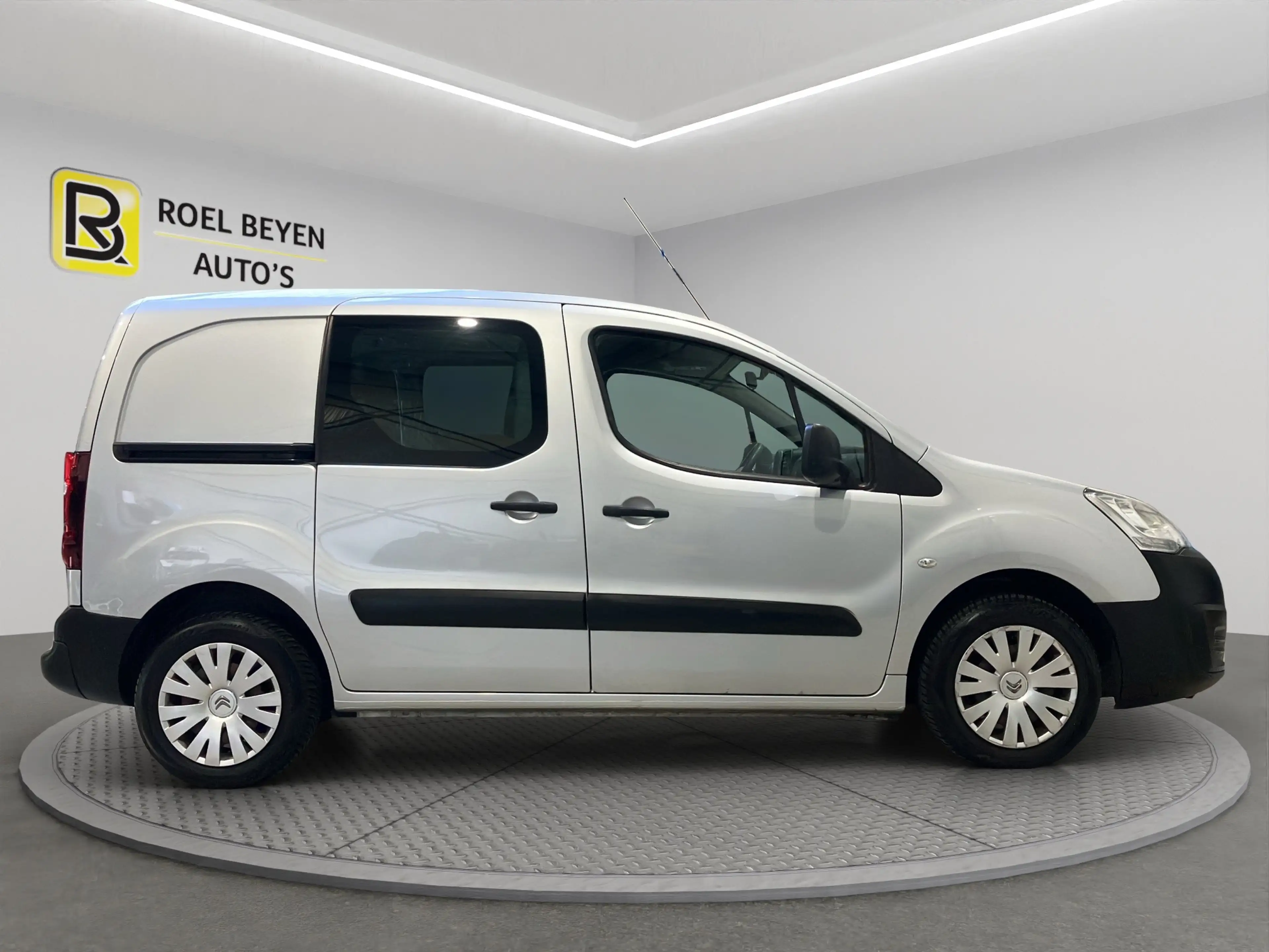 Citroen Berlingo 1,6HDI AC Cruise Prijs = All-In 12M OMNIUMGARANTIE — photo 4