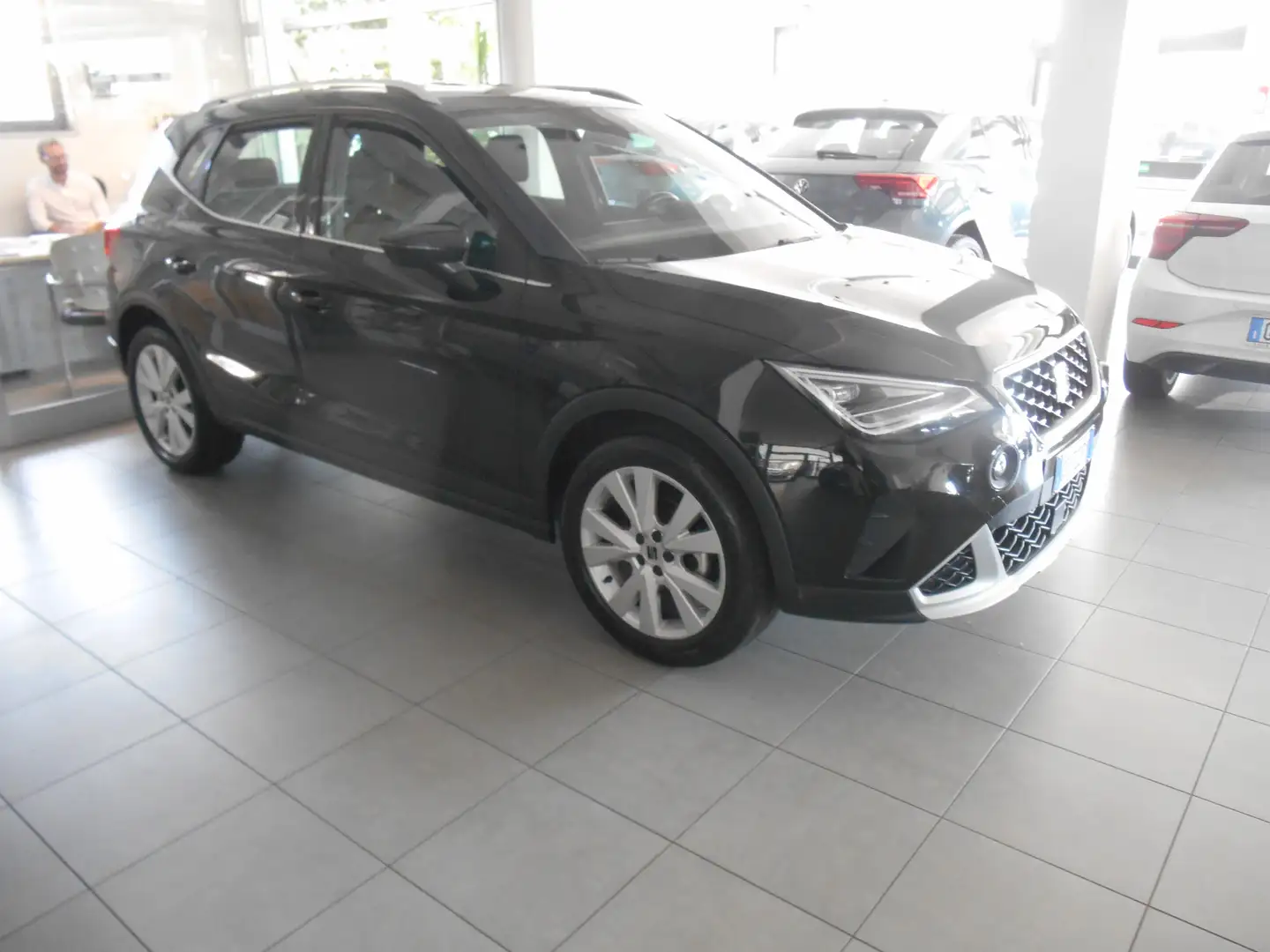 SEAT Arona Arona 2022 1.0 ecotsi Xperience 115cv dsg Negro - 1