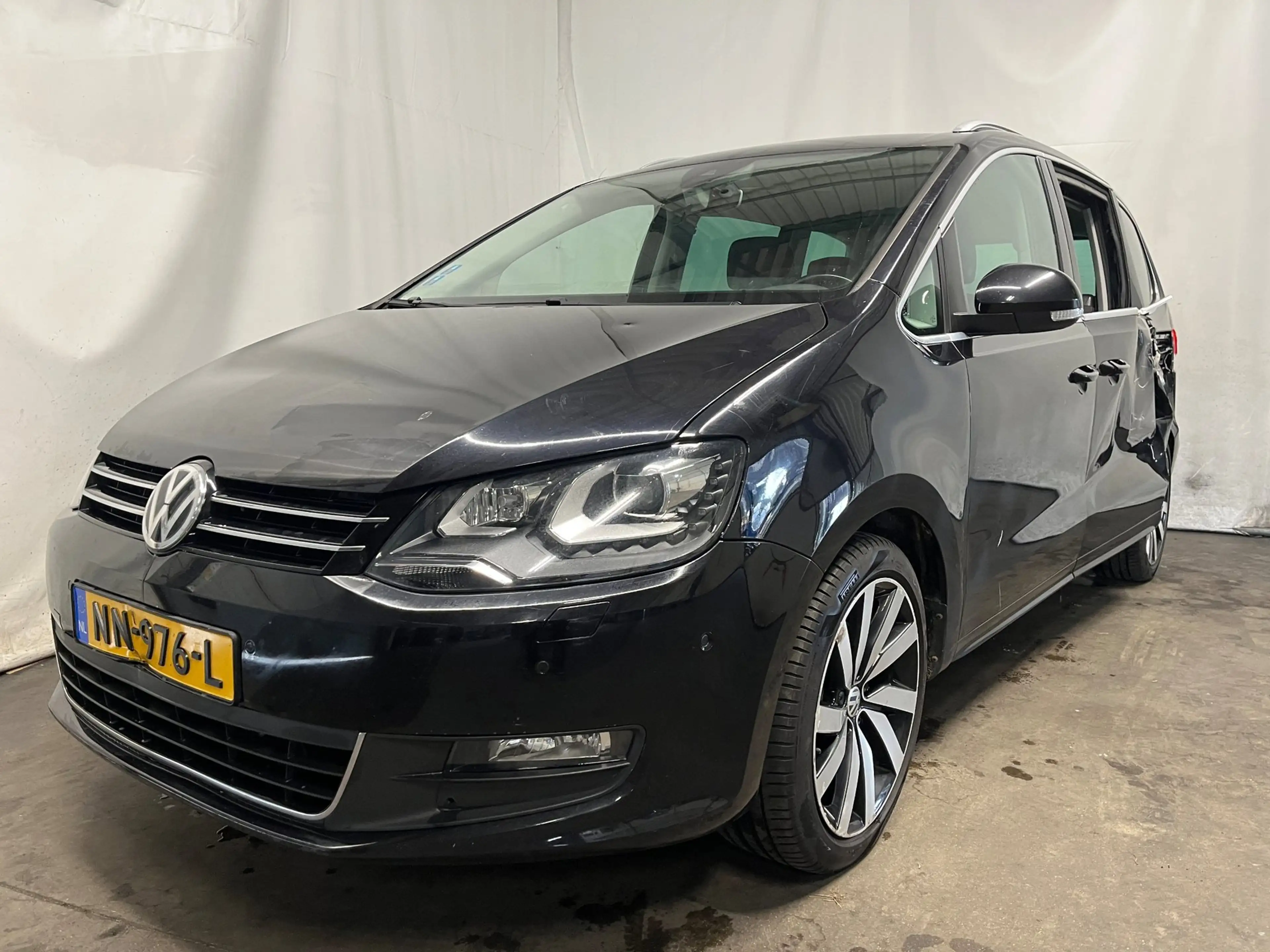 Volkswagen Sharan 2.0 TDI Comfortline - Schadeauto! — photo 2