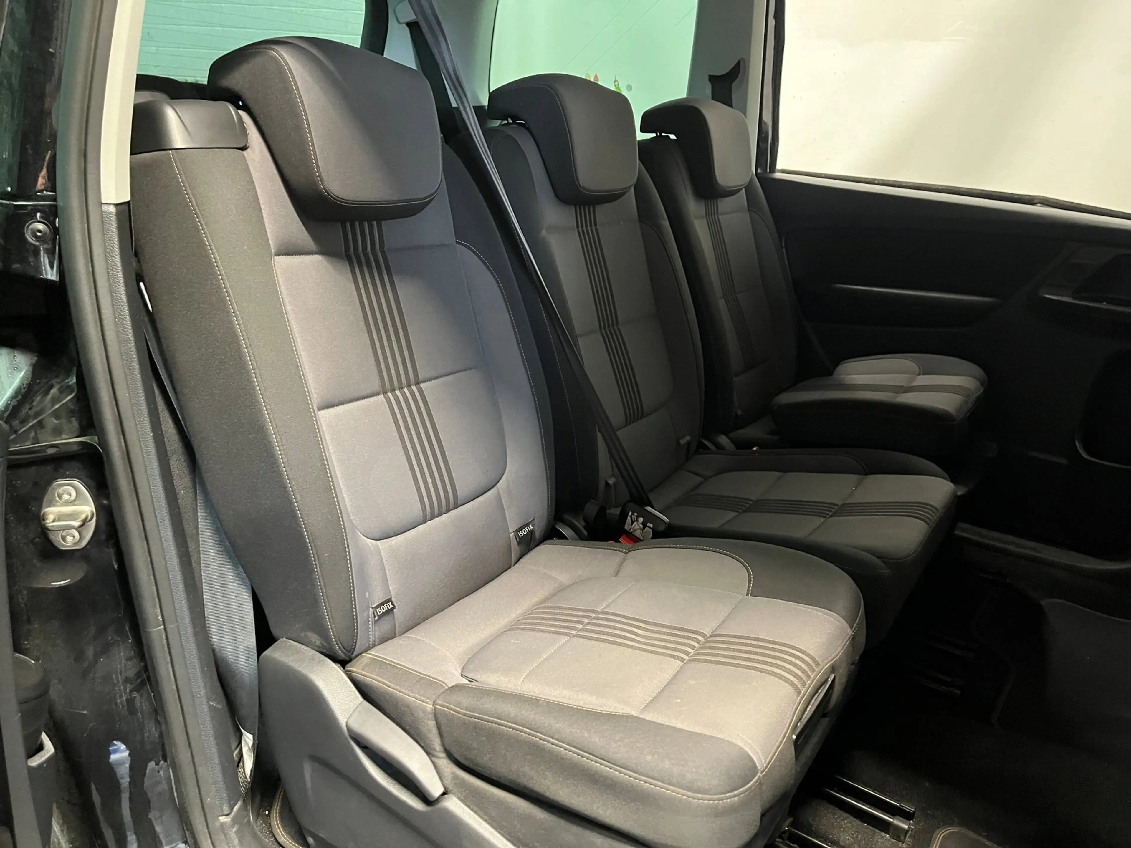 Volkswagen Sharan 2.0 TDI Comfortline - Schadeauto! — photo 14