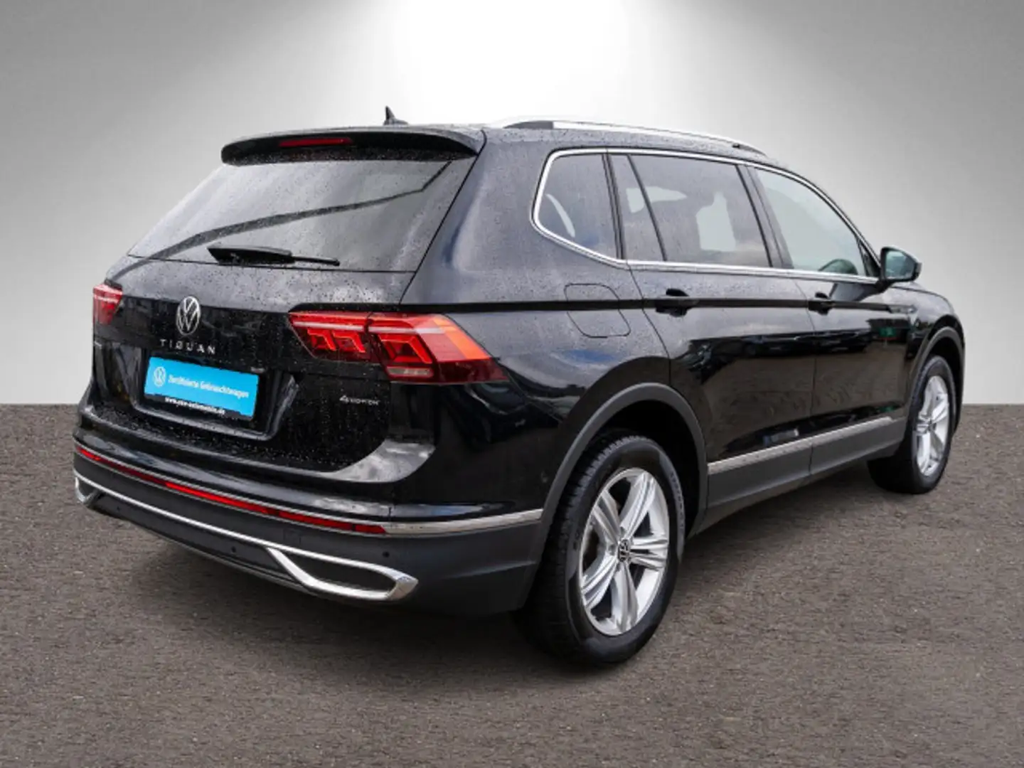 Volkswagen Tiguan Allspace Elegance 4M 2.0 TDI DSG LED PANO Schwarz - 2