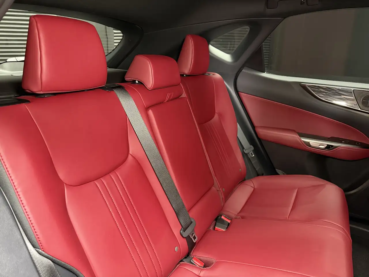 Lexus NX снимка Lexus NX
