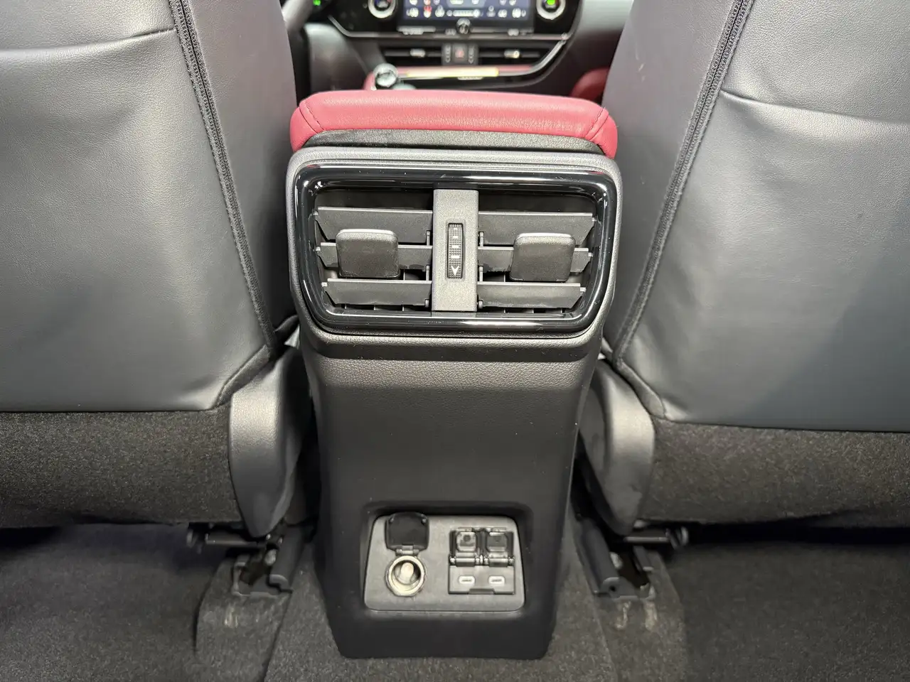 Lexus NX снимка Lexus NX