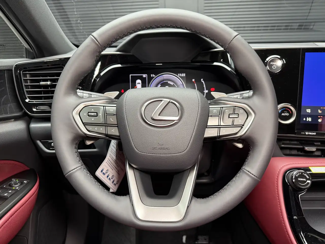 Lexus NX снимка Lexus NX