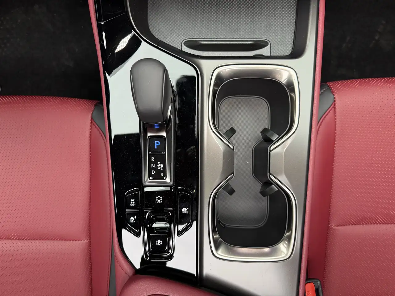 Lexus NX снимка Lexus NX