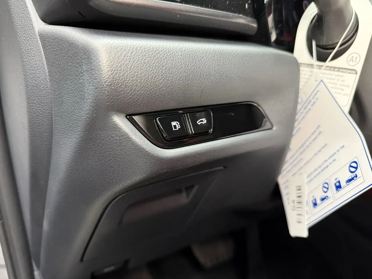 Lexus NX снимка Lexus NX