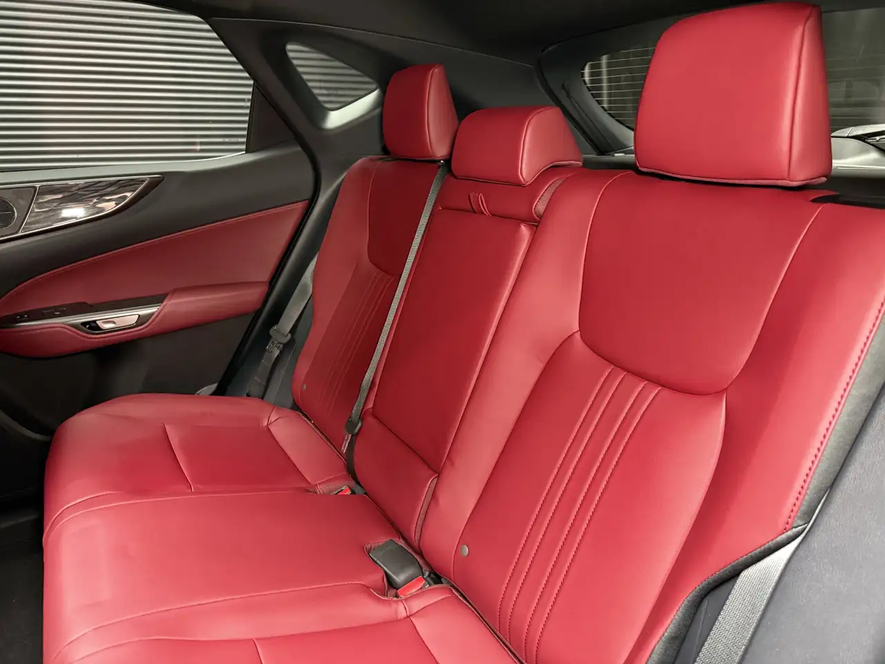 Lexus NX снимка Lexus NX