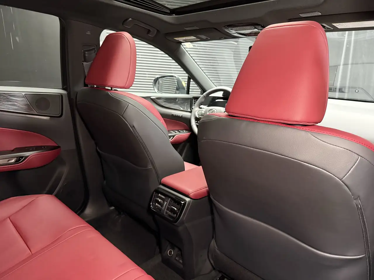 Lexus NX снимка Lexus NX