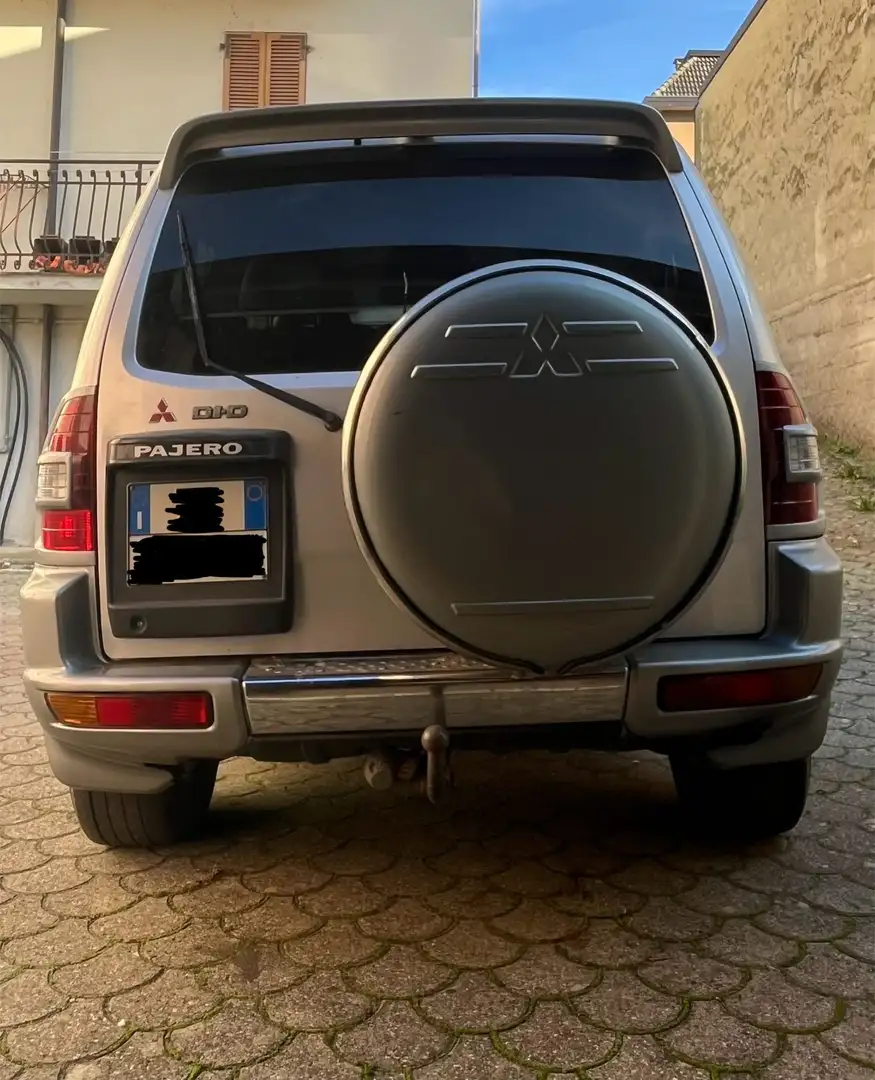 Mitsubishi Pajero Pajero 3p 3.2 tdi 16v di-d GLS Gri - 1