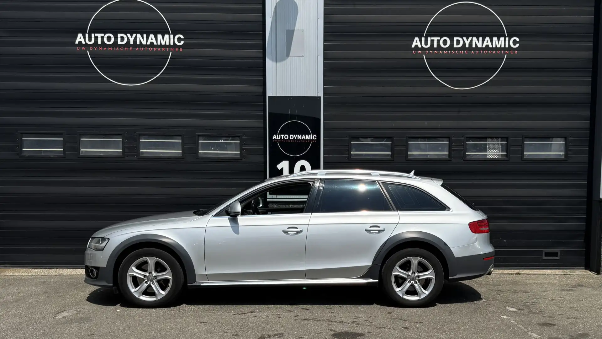Audi A4 allroad quattro 2.0 TFSI Pro Line Business Automaat NL aut Grijs - 2