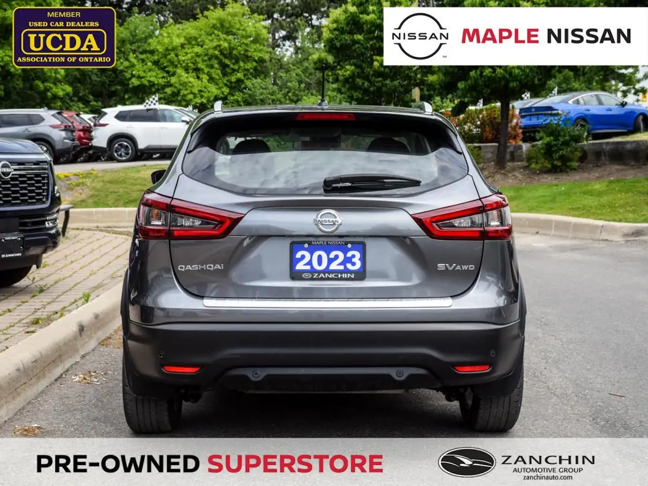 Nissan Qashqai снимка Nissan Qashqai