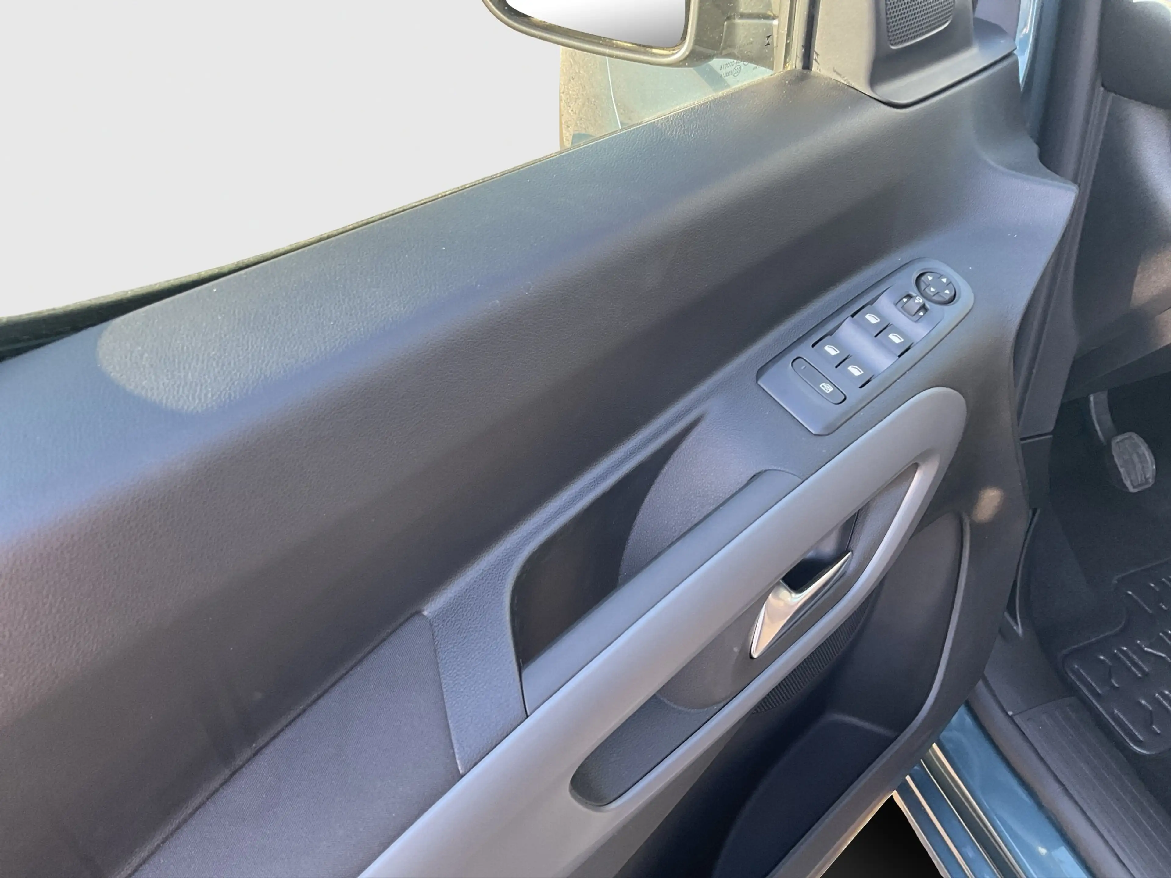 Fiat Qubo L 5-Sitzer Diesel Icon ACC*SHZ*LED* — photo 9