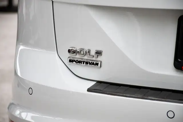 Volkswagen Golf view 7