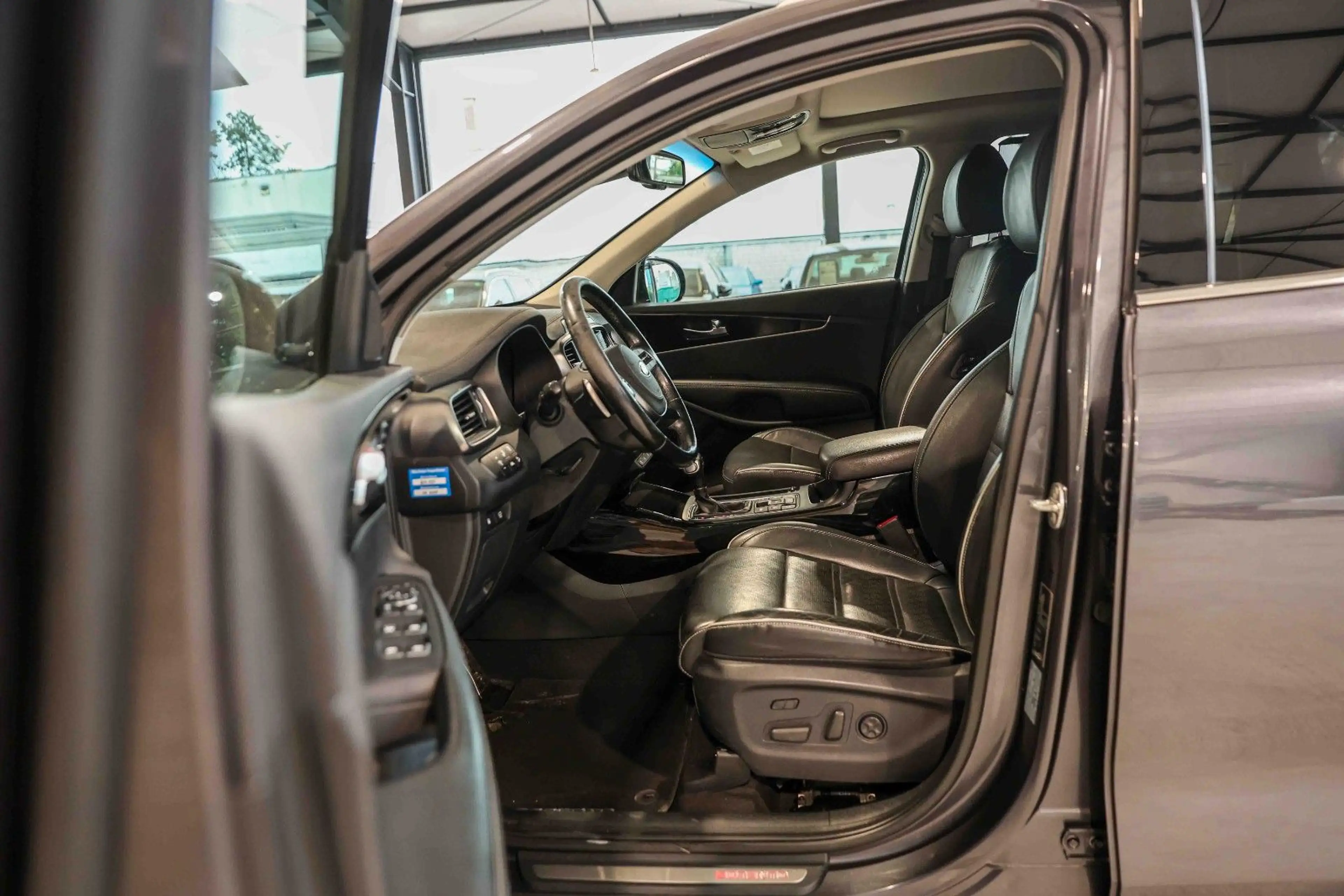 Kia Sorento SORENTO GT-LINE 4WD 7-SITZER PANO HEAD-UP VOLL — photo 7