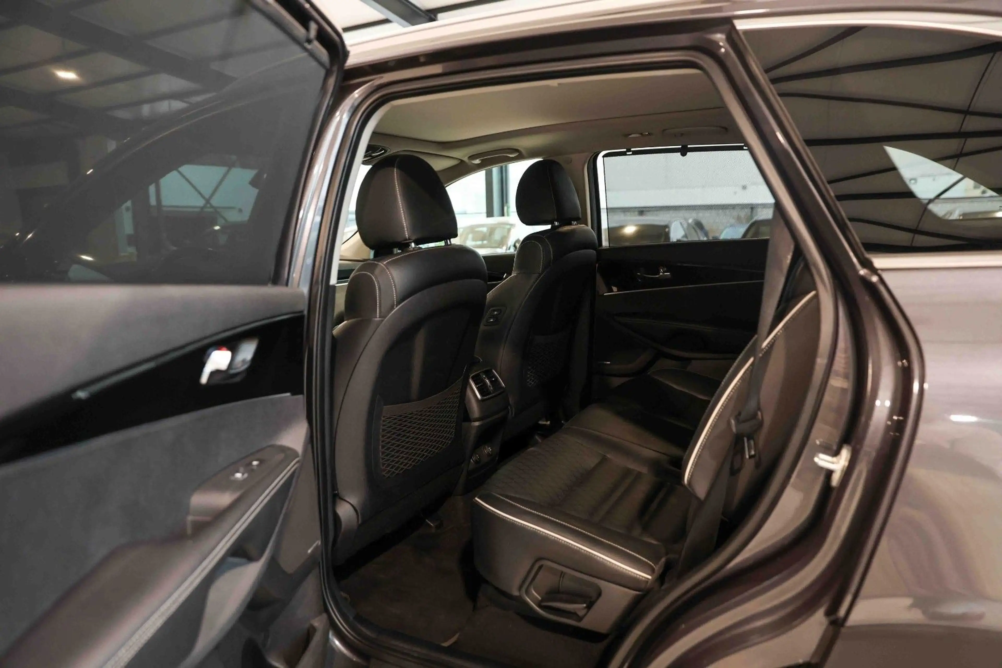 Kia Sorento SORENTO GT-LINE 4WD 7-SITZER PANO HEAD-UP VOLL — photo 13