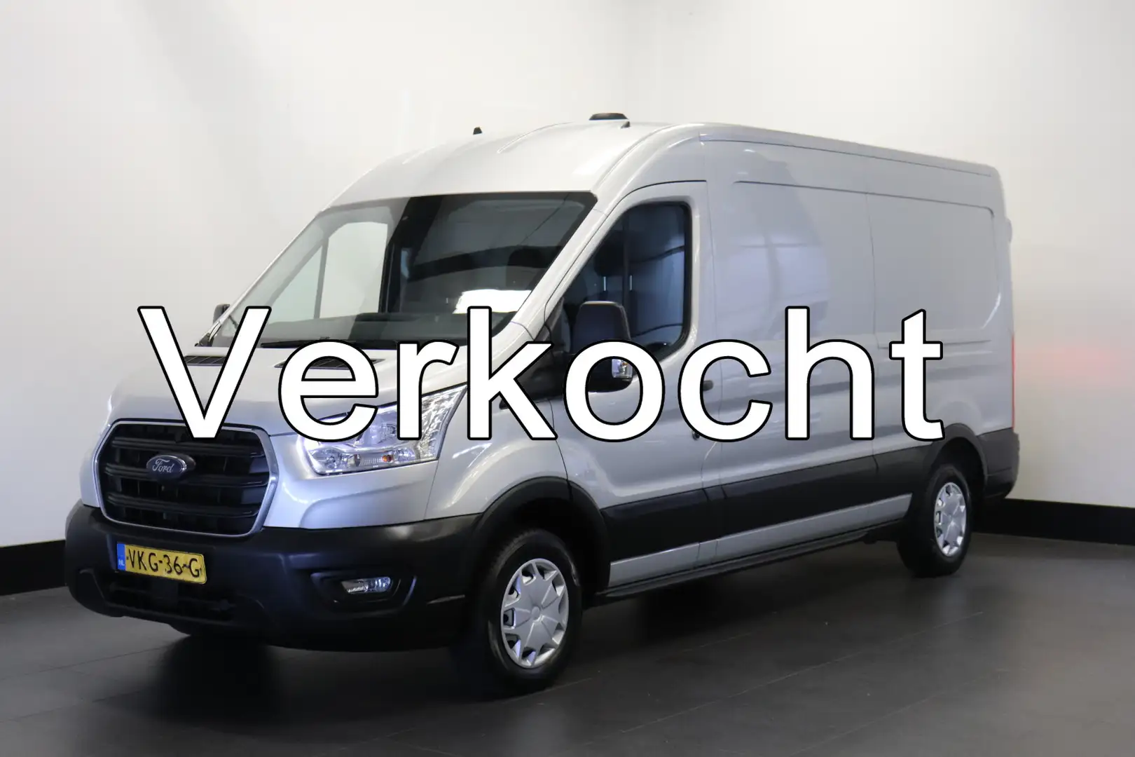 Ford Transit 2.0 TDCI 130PK L3H2 EURO 6 - Airco - Navi - Cruise Gris - 1