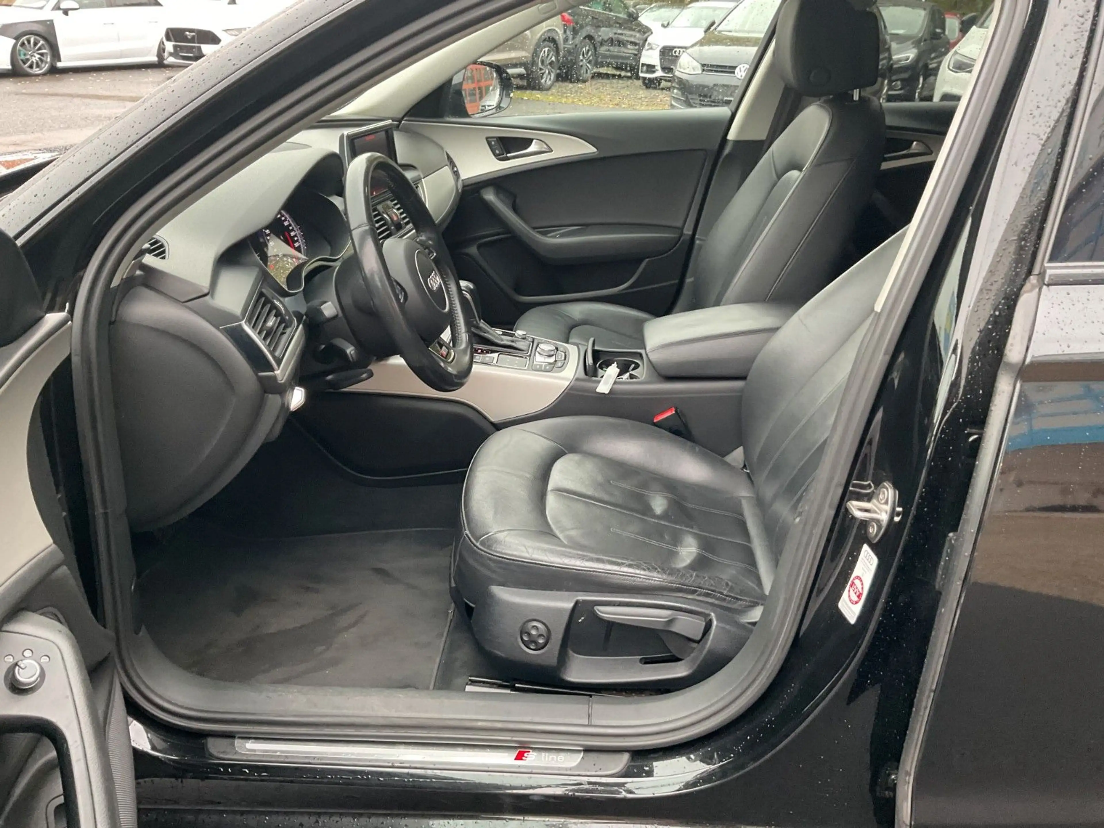 Audi A6 Avant 3.0 TDI S-Line LED Navi PDC LEDER TÜV — photo 9