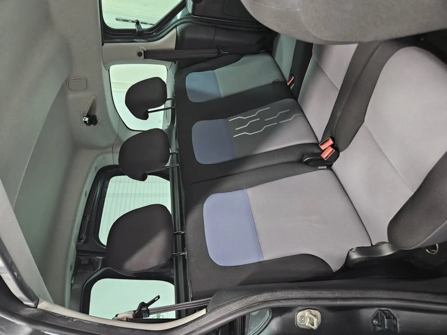 Peugeot Partner Tepee 1.6BlueHDI Active 100 Gris - 2