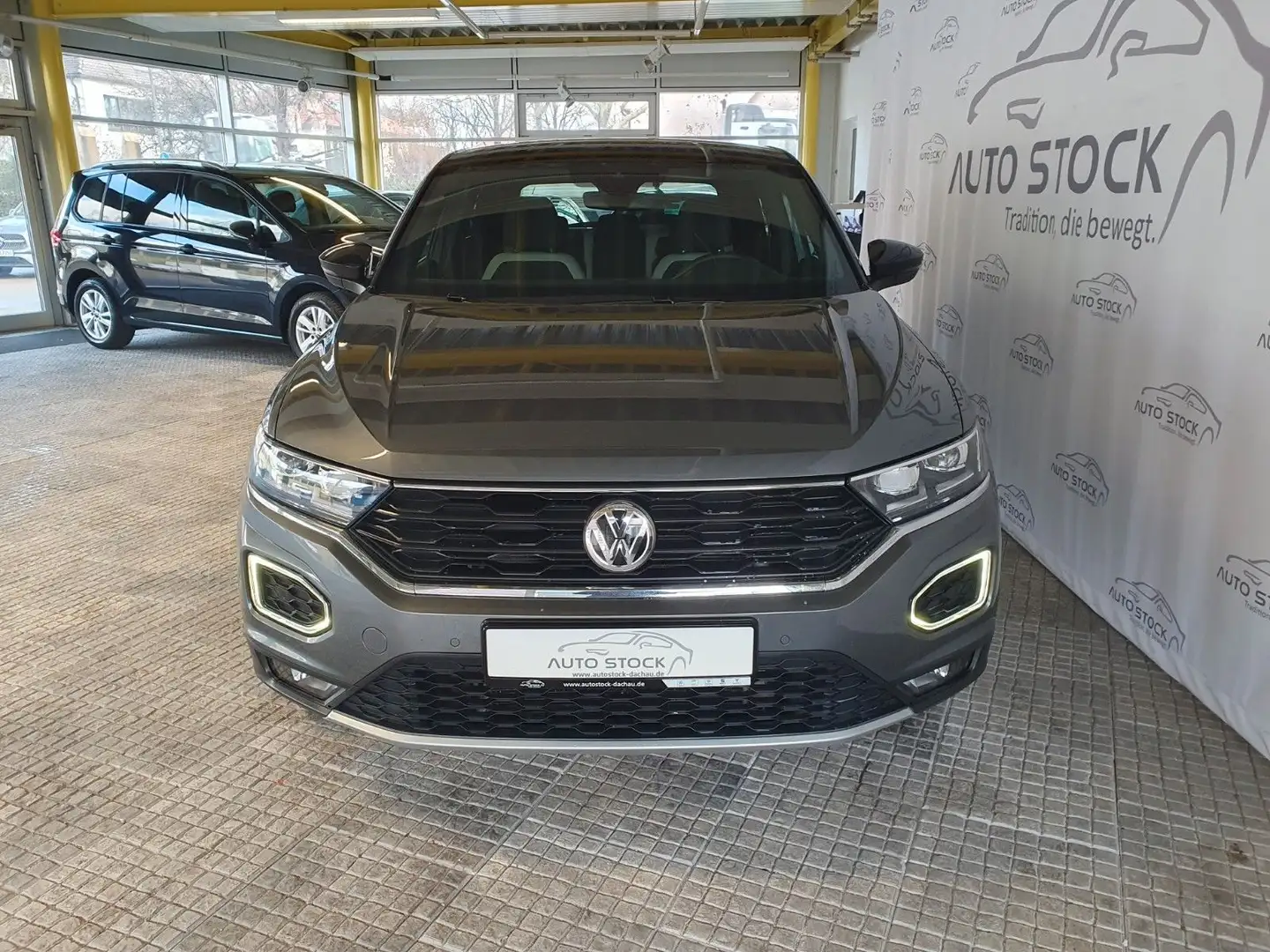 Volkswagen T-Roc 1.5 TSI Sport Navi PDC LED Sitzheiz. ACC Grau - 2