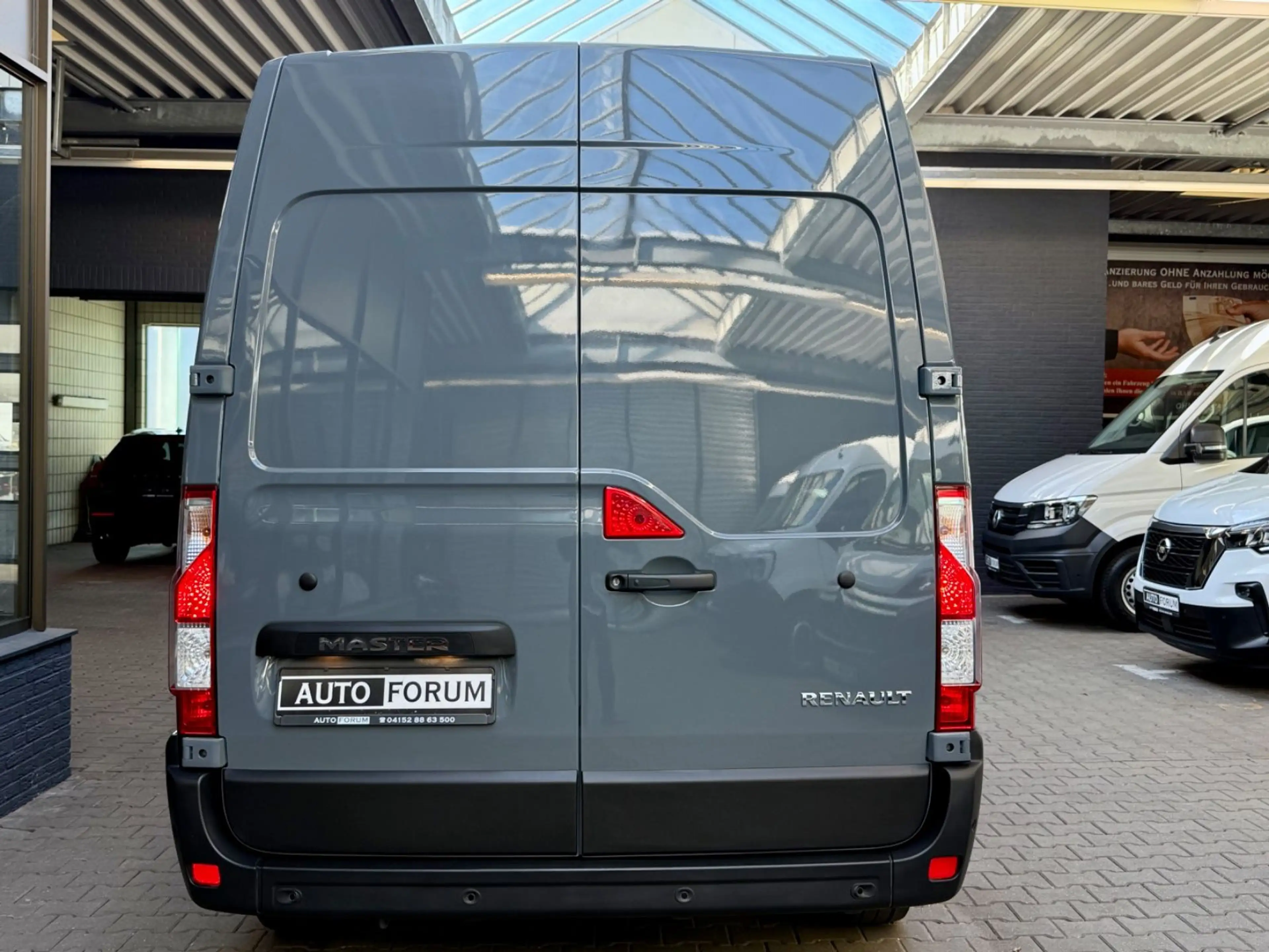 Renault Master 2.3 D L2H2 NAVI PDC LED KLIMA TEMPOMAT — photo 9