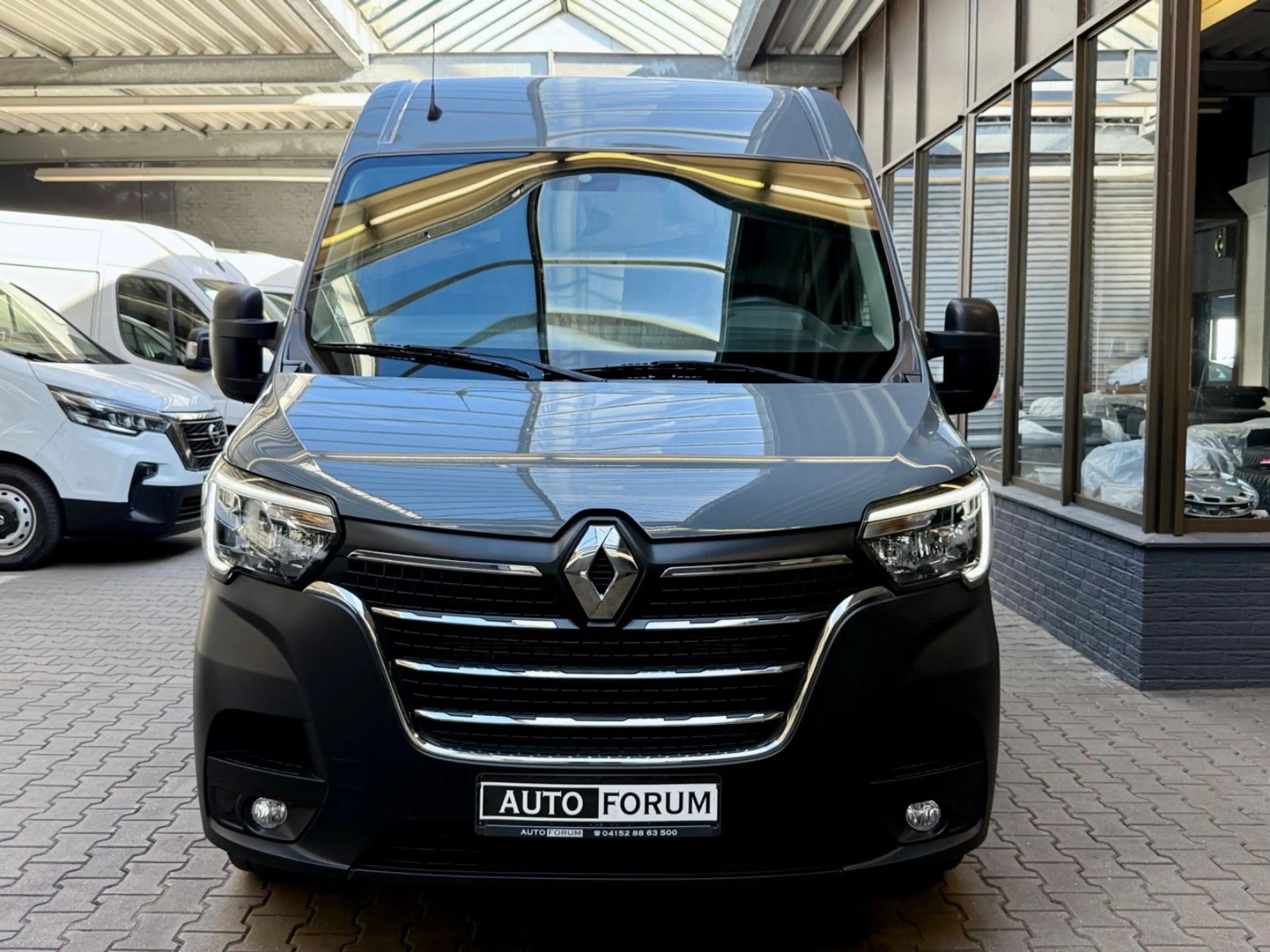 Renault Master 2.3 D L2H2 NAVI PDC LED KLIMA TEMPOMAT — photo 3