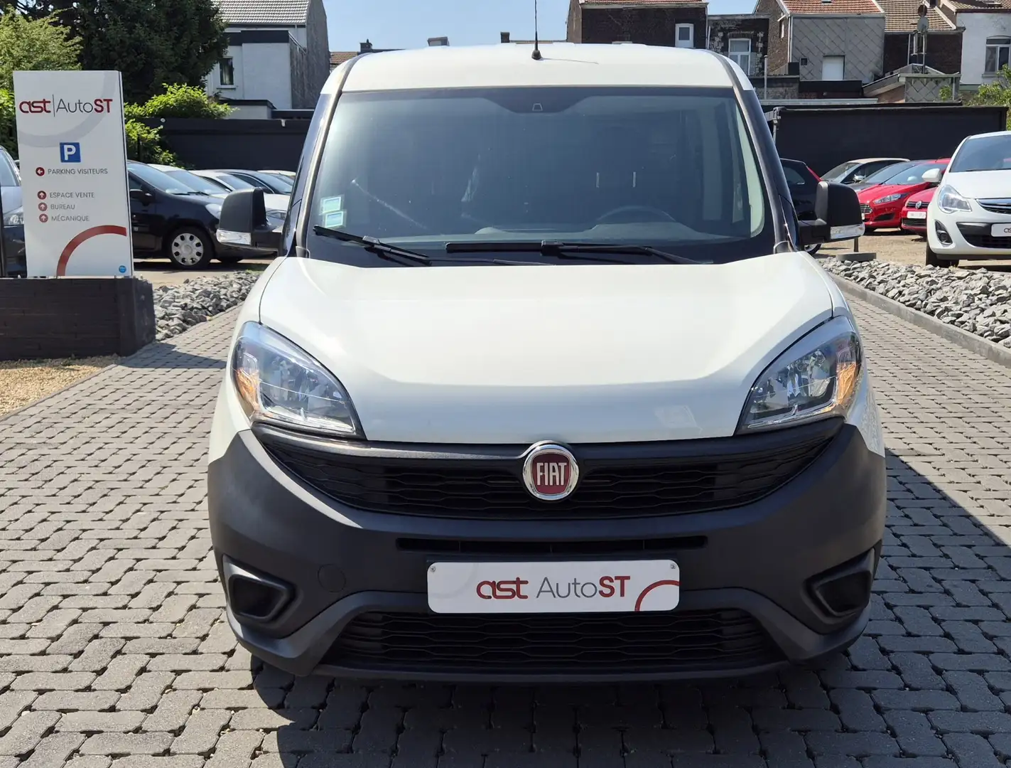 Fiat Doblo 1.4i / CLIM / BLUETOOTH / GARANTIE - 2