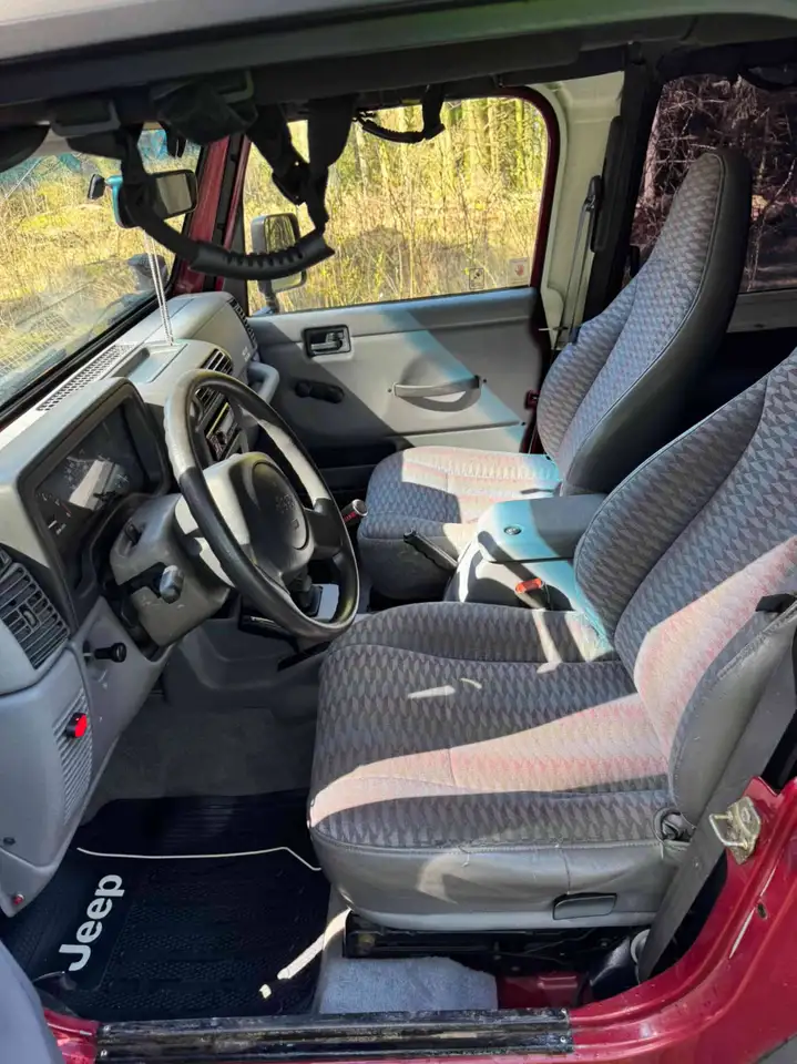 Jeep Wrangler Sport 1998, foto 2