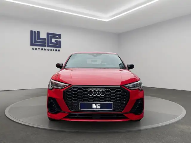 Audi Q3 view 2