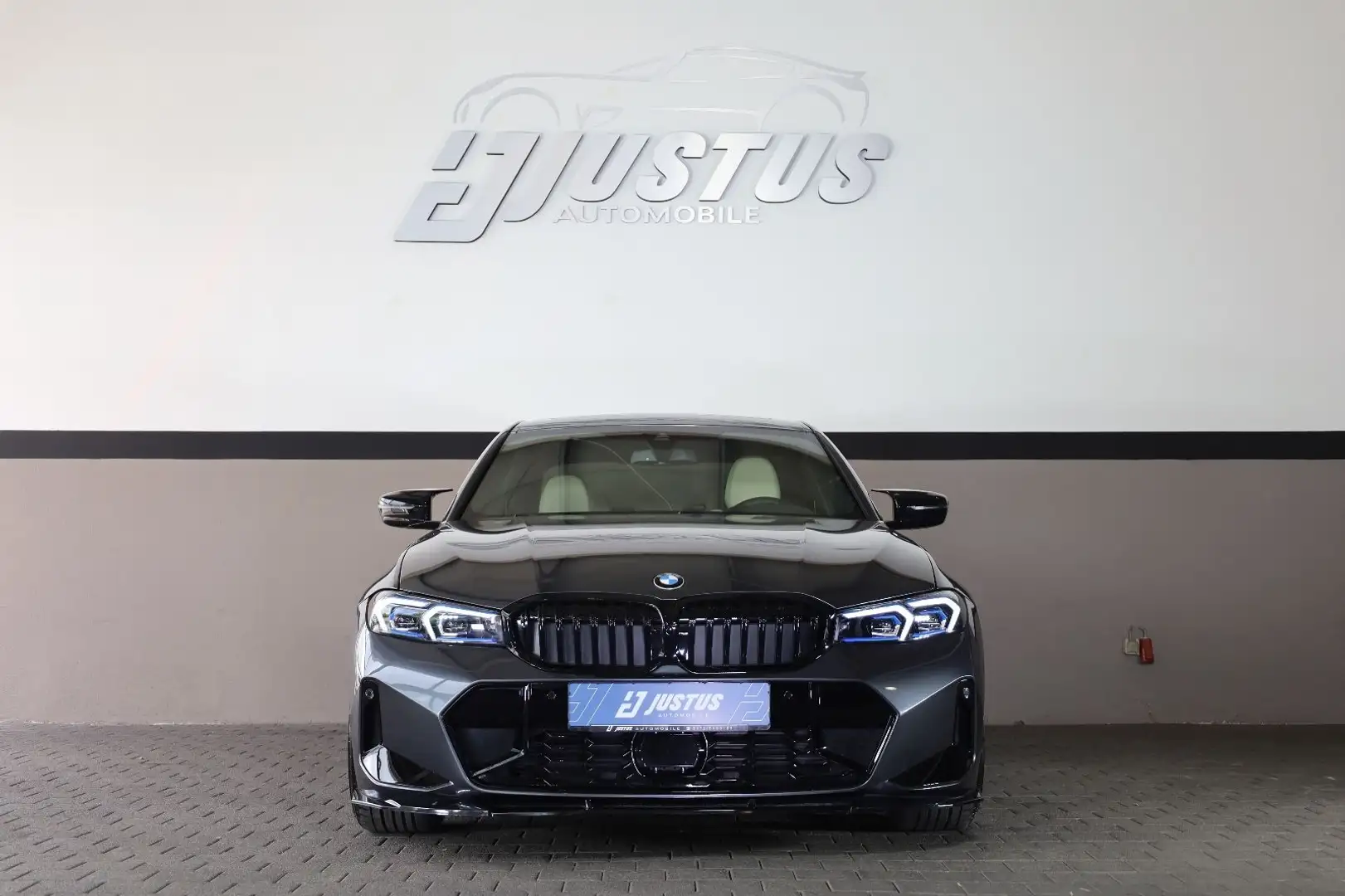 BMW 330 i/APPLE/WIFI/SHZ/KAMERA/PDC/TEMP/SBD/MFL/R20 Grey - 2