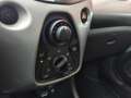 Toyota Aygo 1.0 VVT-i X-PLAY / NAVI / CAMERA / AUTOMAAT Gris - thumbnail 24