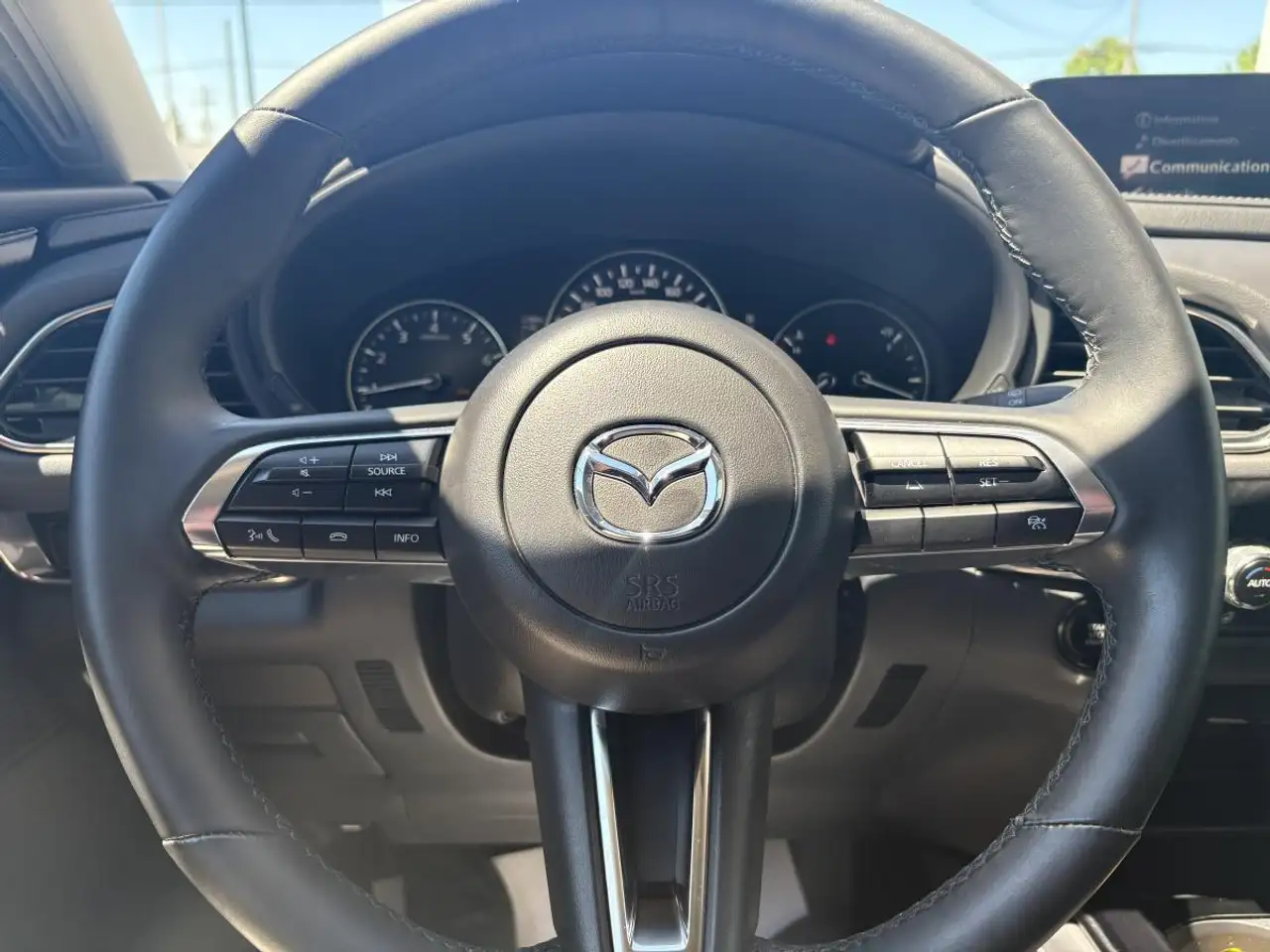 Mazda CX-30 photo Mazda CX-30