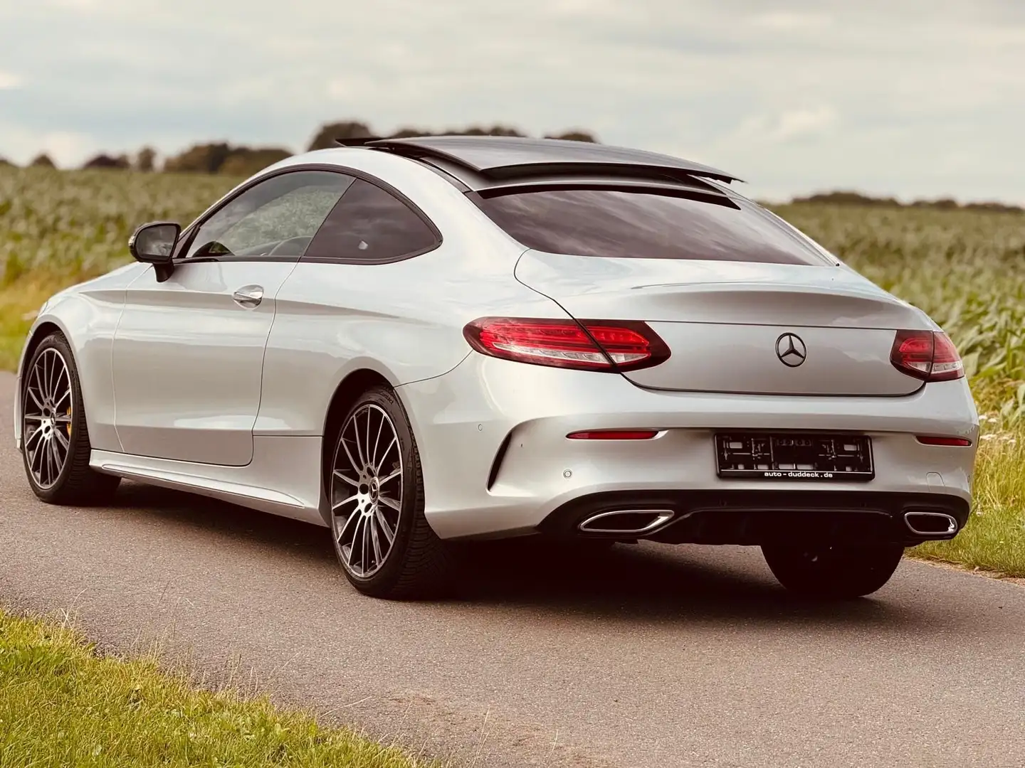 Mercedes-Benz C 220 d Coupe AMG Panorama+LED+Burmester Argento - 2