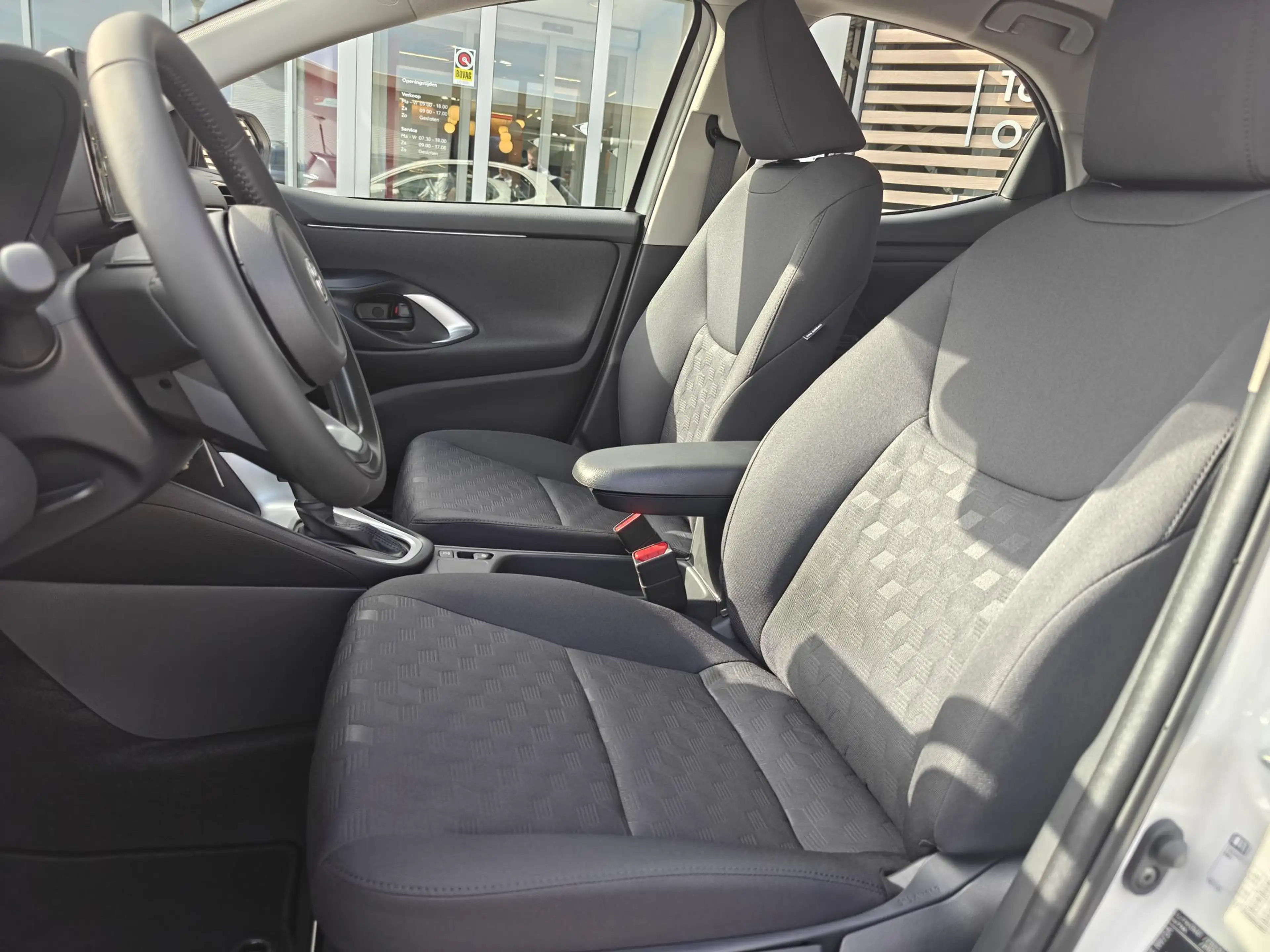 Toyota Yaris 1.5 Hybrid 115 Active NIEUW DIRECT LEVERBAAR HOGE — photo 12