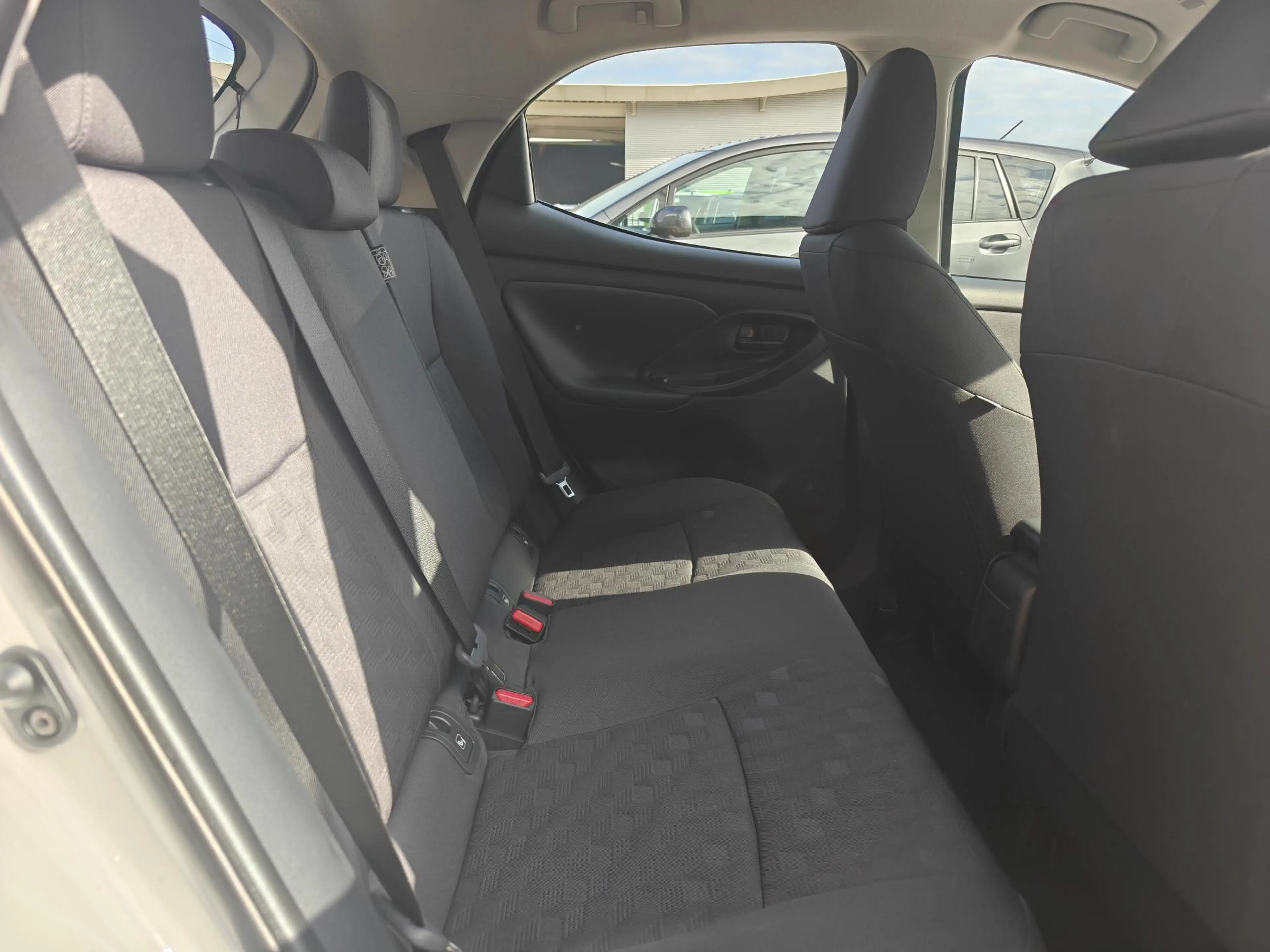 Toyota Yaris 1.5 Hybrid 115 Active NIEUW DIRECT LEVERBAAR HOGE — photo 11