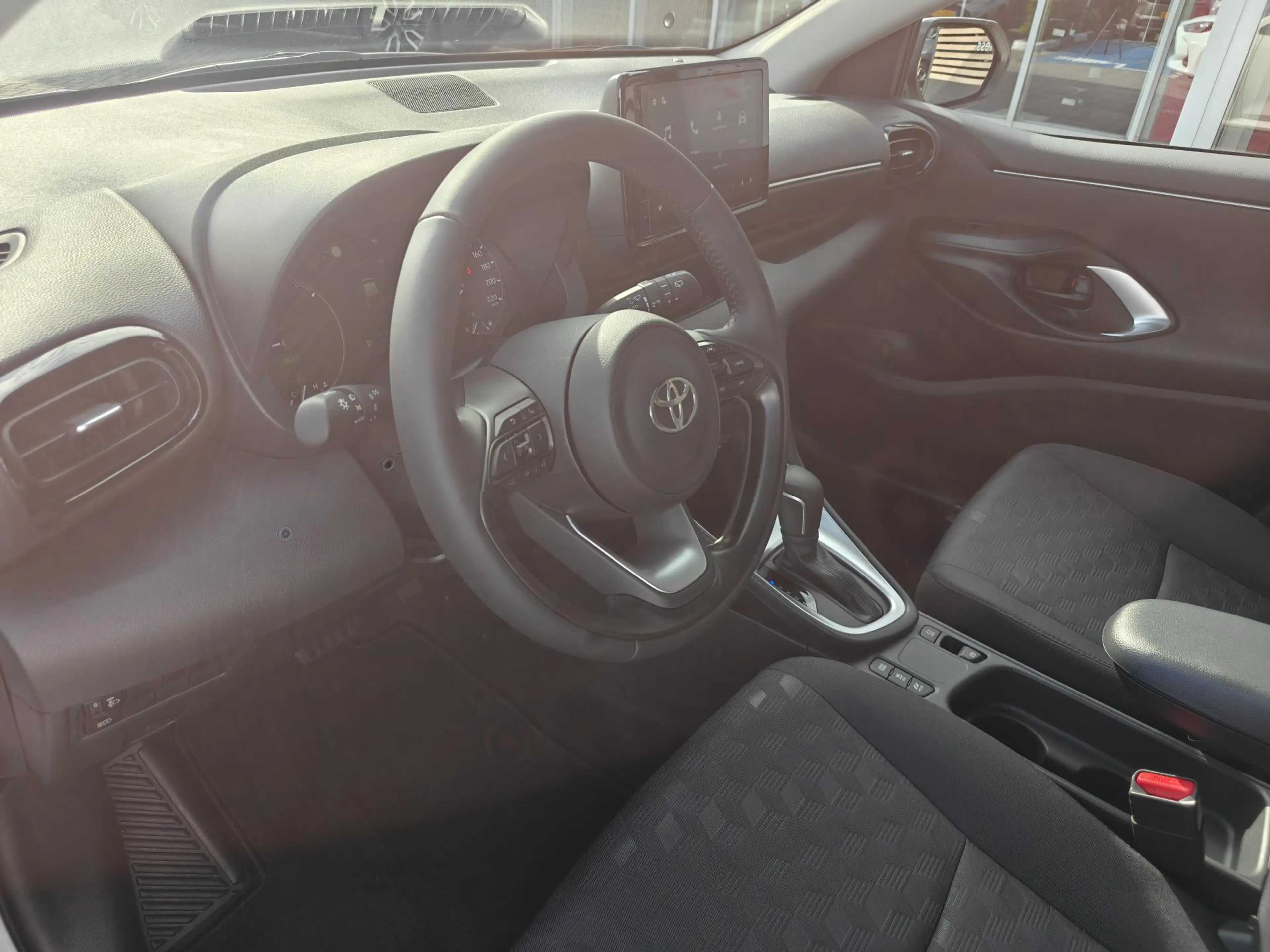 Toyota Yaris 1.5 Hybrid 115 Active NIEUW DIRECT LEVERBAAR HOGE — photo 13