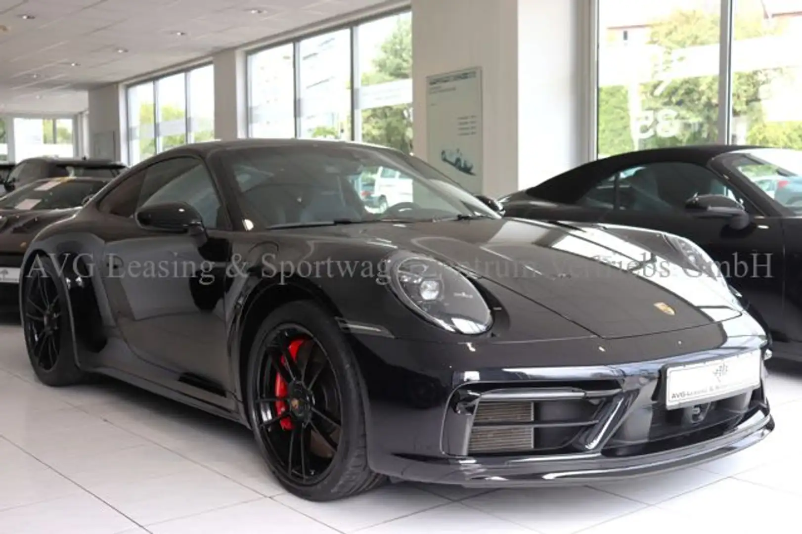 Porsche 992 911 Carrera 4 GTS -VERKAUFT- Schwarz - 1