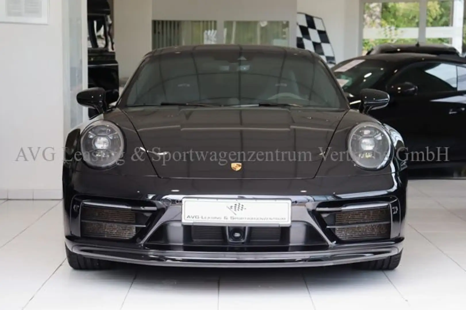 Porsche 992 911 Carrera 4 GTS -VERKAUFT- Schwarz - 2