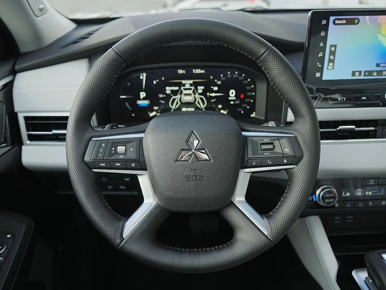 Mitsubishi Outlander снимка Mitsubishi Outlander