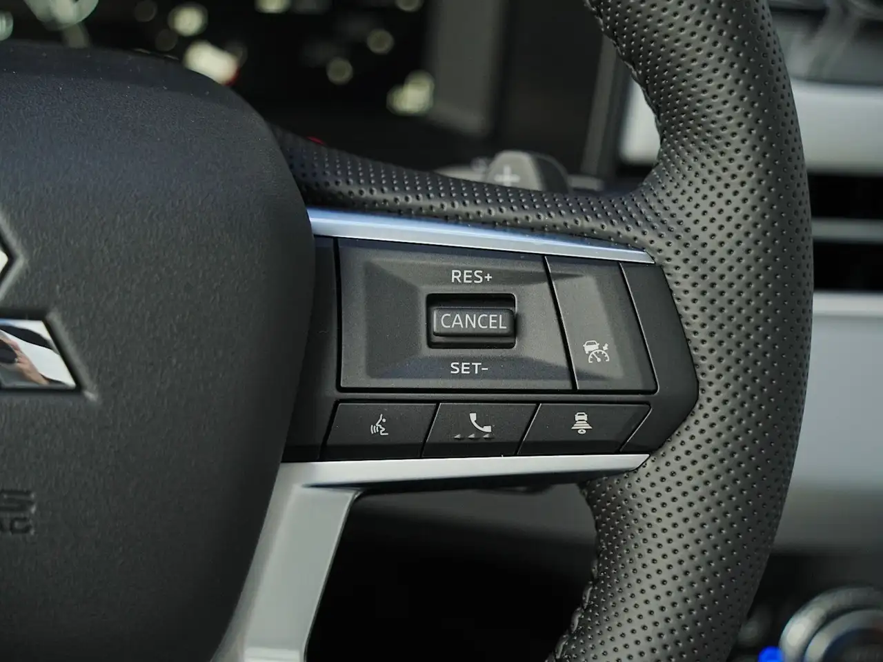 Mitsubishi Outlander снимка Mitsubishi Outlander