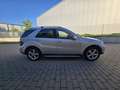 Mercedes-Benz ML 320 CDI 4MATIC/Leder/Automatik/Standheizung Silber - thumbnail 4