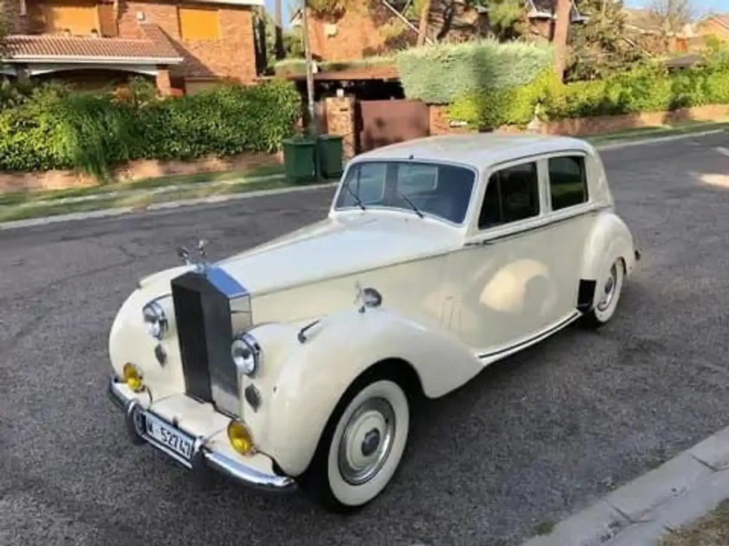 Rolls-Royce Silver Dawn (1955) Originalzustand 1 of 760 Бежевий - 1