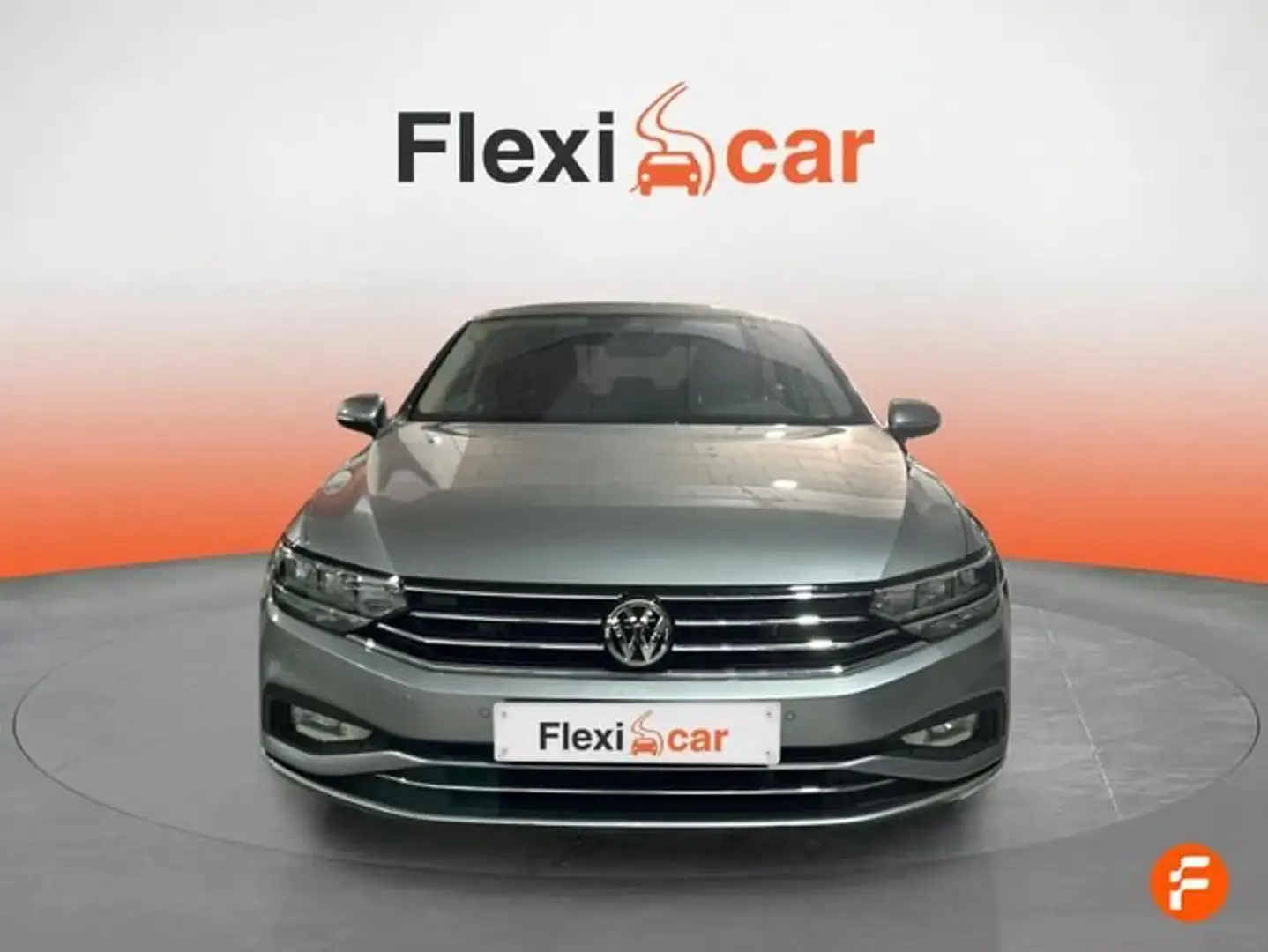 Volkswagen Passat 2.0TDI EVO Executive DSG7 110kW Gris - 2