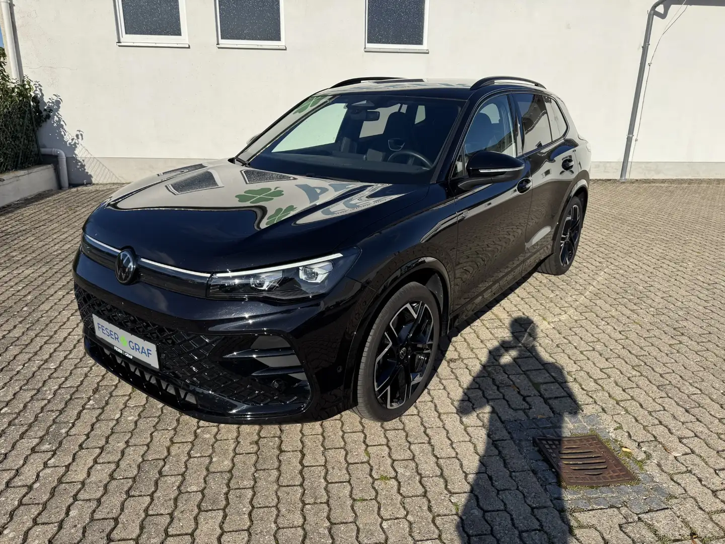 Volkswagen Tiguan R-Line 2.0 TDI DSG 20" ACC eHECK MATRIX Schwarz - 2