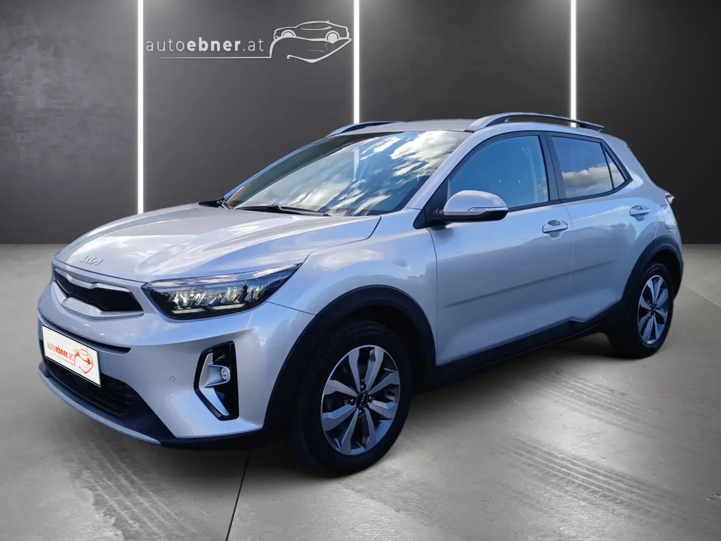 Kia Stonic Stonic 1,0 120PS AT Hybrid Gold Silber - 1