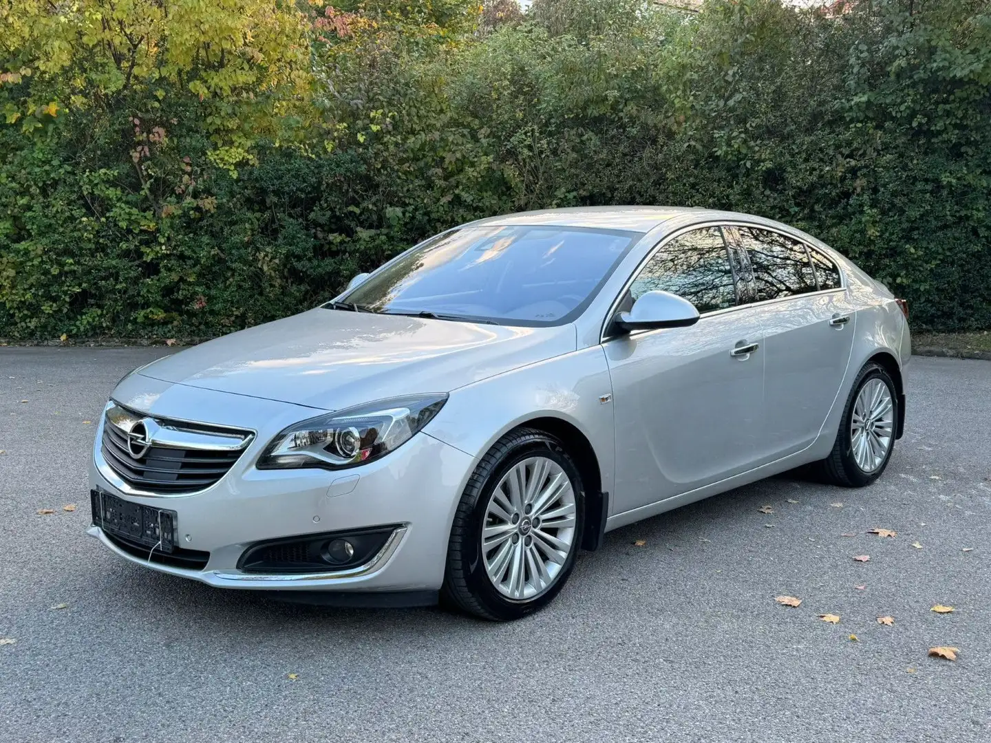 Opel Insignia 2.0 CDTI Busin. Innovation Automatik Silber - 1