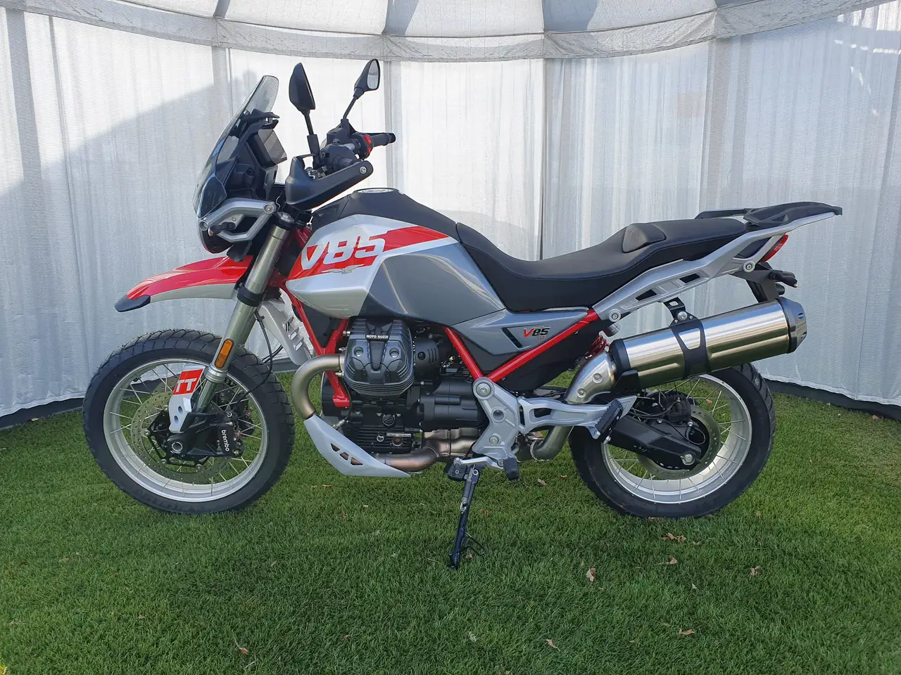 Moto Guzzi V 85 TT