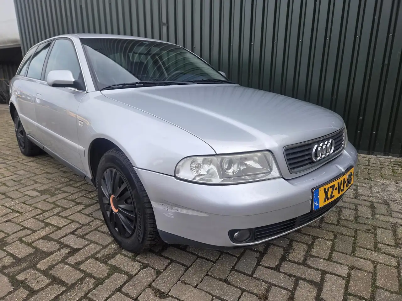 Audi A4 Avant 2.4 V6 Advance volledig onderhoud aanwezig, foto 8