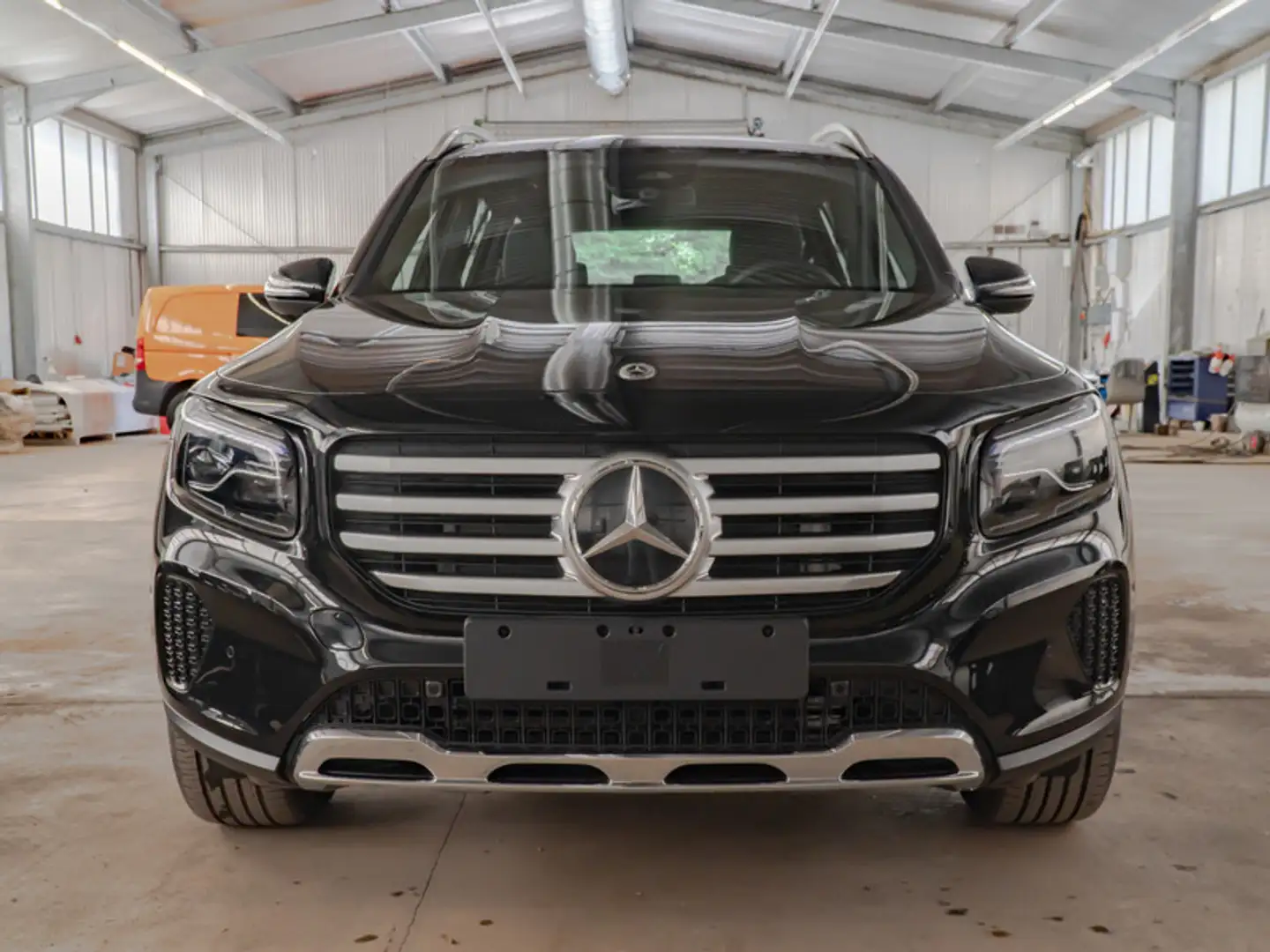 Mercedes-Benz GLB 200 d Progressive/MLB/Pano/Cam/Totw/Ambiente Schwarz - 2