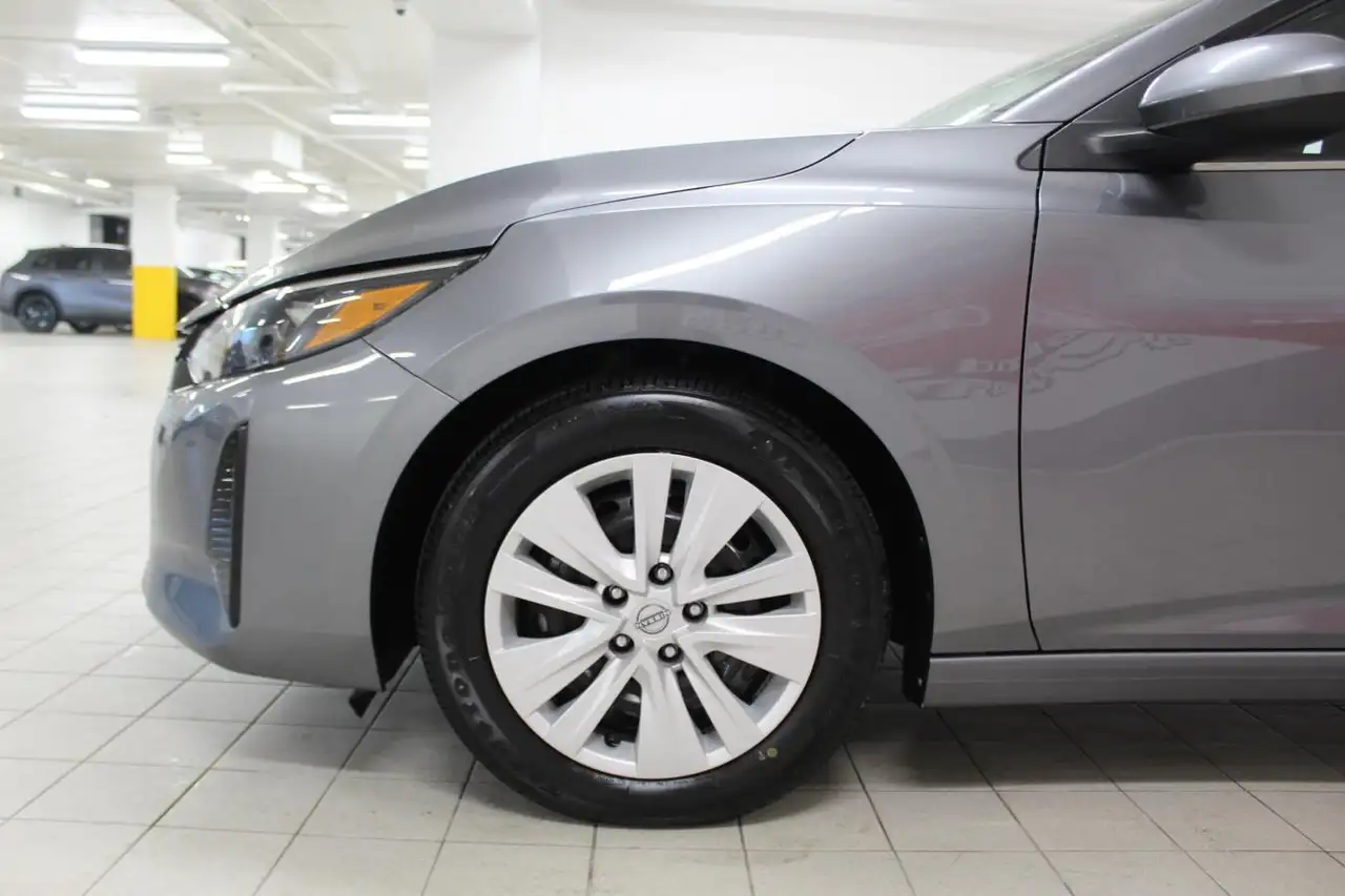 Nissan Sentra снимка Nissan Sentra